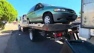 How to transfer Car to a 53 dry van / Loading vehicle to a 53 dry van