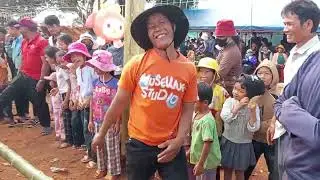 Trò chơi thử thách đi Cầu Tre 