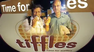 Vellore Famous Chocolate Loaded WAFFLE KING | Vellore Ka WAFFLE KING | | WAFFLES | Street Food
