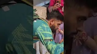 BABAR WITH HIS CUTE FAN #babarazam #baber #cricket #foryou #babar #trending #cricketlover #babarfans