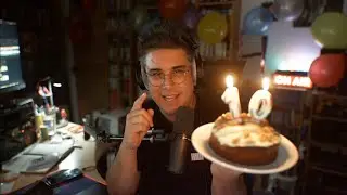 10 years of Hugo's Desk | Timelapse of the 18 hours live stream! Thank you 🙏 