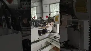 Токарный станок с ЧПУ по дереву