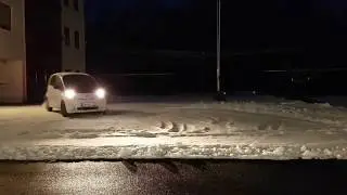 Citroen C-Zero drift on snow