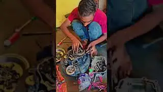 Splendor bike clutch plate fitting mechanic status hot video #classic #bike #mechanic