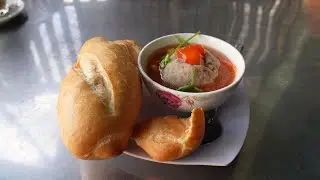 T&acirc;n B&igrave;nh Street Food Walk Around Saigon Vietnam