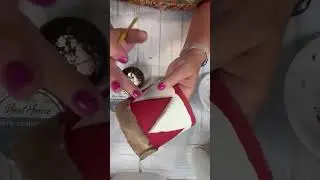 Cute vintage farmhouse DIY Christmas Drum Craft using a Paper Mache Cylinder