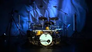Vola-Gutter Moon drumcover by Magnus N&oslash;dset