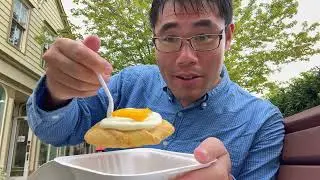 Eating Delicious Peach Pastry in Niagara-On-The-Lake | Niagara Home Bakery