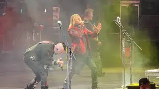 Three Days Grace - I Am Machine - LIVE - Pine Knob Music Theatre - Clarkston, MI - 20 Sep 2025
