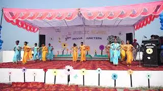 Beautiful Dance on “Mere Ghar Ram Aaye Hain” | 9th Annual Function | SRD Public School Indachhoi