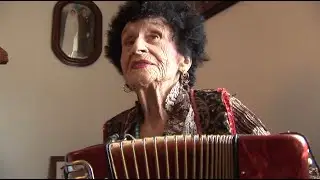 ANTONIA APODACA: 