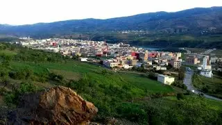 A dialogue between Shayqbin a journalis  and the son of Sanhaja the countryside the city of Tergeist
