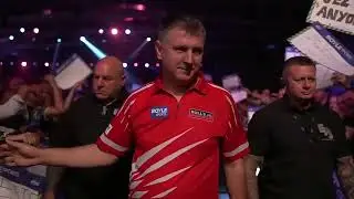Krzysztof Ratajski Walk on - World Grand Prix 2025