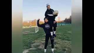 Just a tall strong friend using her strength 😲 