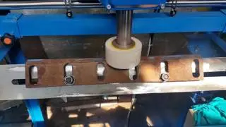 Mesin asah pisau crusher