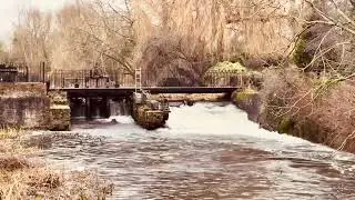 Weir at Horton Kirby Kent