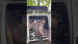 Luksusowy kemping w kamperze, ogniska, kt&oacute;re już rozstawiasz?