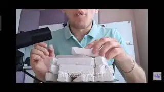 man eating white chalk🎧 🏔️woow🏔️Человек, жадно поедающий мел#asmreating #asmrsounds #chalkeating