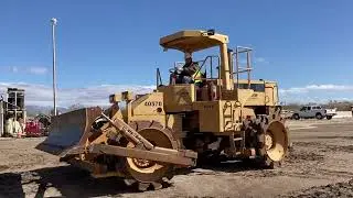 1982 Caterpillar 815B Soil Compactor