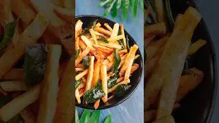 Crispy Cassava Chips 🤤 #shorts