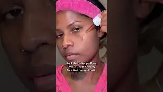 Makeup Off + Facial Massage = beauty goals 💕 #beautyshots #skincareshort #skincarerountine