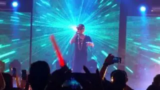 Yandel En houston Arena theater