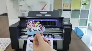 Die Cutting 300gsm Cardboard Paper Cutter with Servo Motor 1600mm/s Speed