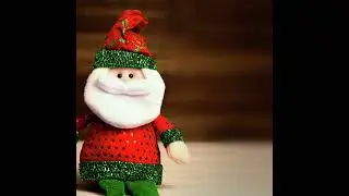Santa takes calls from the kids on Montreal Now