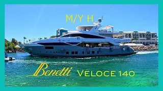 140ft/42.6 m 'Benetti 140 Veloce' Superyacht H taking course inwards in to Simpson Bay lagoon | 4K