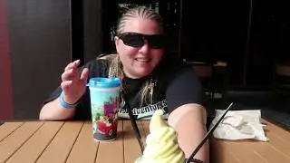 Disneys Polynesian | Getting a Dole Whip at Pineapple Lanai and Boutiki Store Tour