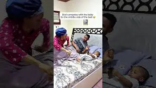 Папа соревнуется с малышом за середину кровати 😂