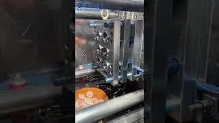 Six-cavity laundry detergent outer cover test mold #moldmaking #factoryvideo #plasticbottle