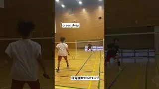 バドミントン　シングルス　フォア側打ち方の違い #shorts