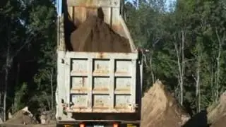 DC-3500 | Big Bertha Dump Body Vibrator Shaking Stuck Dirt Loose