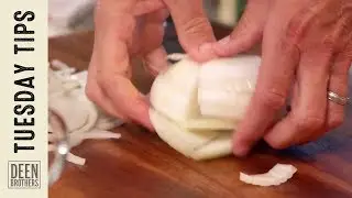 How to Carmelize an Onion - Quick Cooking Class