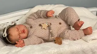 Help! Chunky Reborn Baby Too BIG For Her Crib! 😮