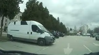 Минавам През Град Севлиево