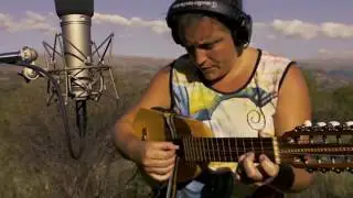 Canto al monte nativo/ Dafne Usorach/ Due&ntilde;os de la nada