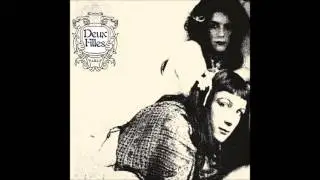 Deux Filles - Fleurs Doll