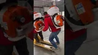 Life hack to move around the warehouse quickly )) \ Лайфхак быстро перемещаться по складу ))