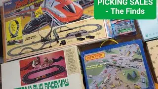Picking Auction, Estate & Yard Sales: Matchbox Cars, Slot Car Sets HO & 1/32, Metal Figure worth $$