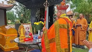Tang lễ (bà phạm thị hai) đại gia đình tiếc thương đưa tiễn tại hoa viên BD.