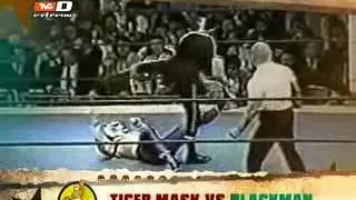 Sucedió Así: Tiger Mask vs Black Man (26-10-2012)