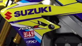 Interactive Custom Bike Graphics Builder