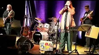 Help Me - Blue Mama&rsquo;s Blue Kitchen - Live at Kesselhaus