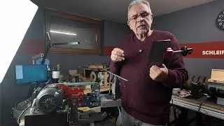 Grundschliff am K&uuml;chenbeil mit dem Micro Bandschleifer von Schleifjunkies