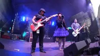 Candye Kane (feat Laura Chavez) Walkin', Talkin' Haunted House