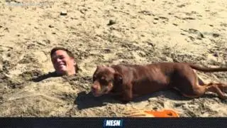 Tom Brady Gets Buried At The Beach By His Kids In Adorable Vacation Photo