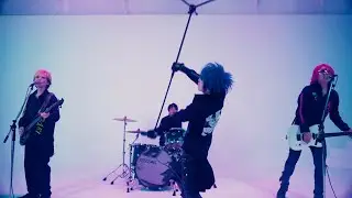 KISSSSAKI / KISSの先