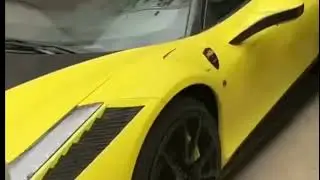 Samuel Eto&rsquo;o en Ferrari au Cameroun : quand la l&eacute;gende fascine 🇨🇲🏎️(Fojeba music )